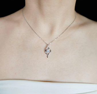 S925 Synthetic Moissanite Diverse Sparkling Charm Necklace Pendant Valentine's Day Lover Gifts for Women