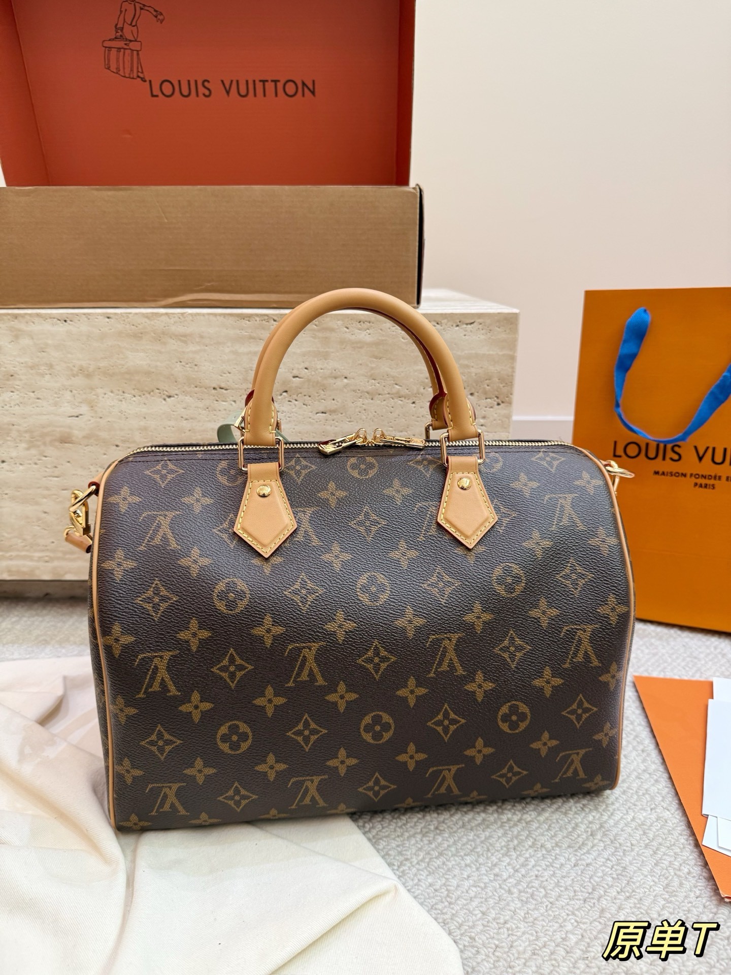 （Louis Vuitton）Speedy Soft 30 Lucky