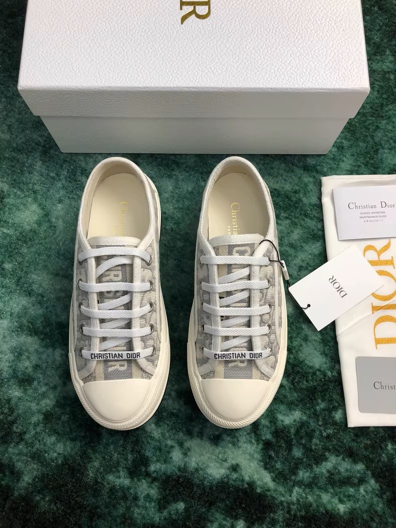 Dior Walk'n'Dior Sneakers