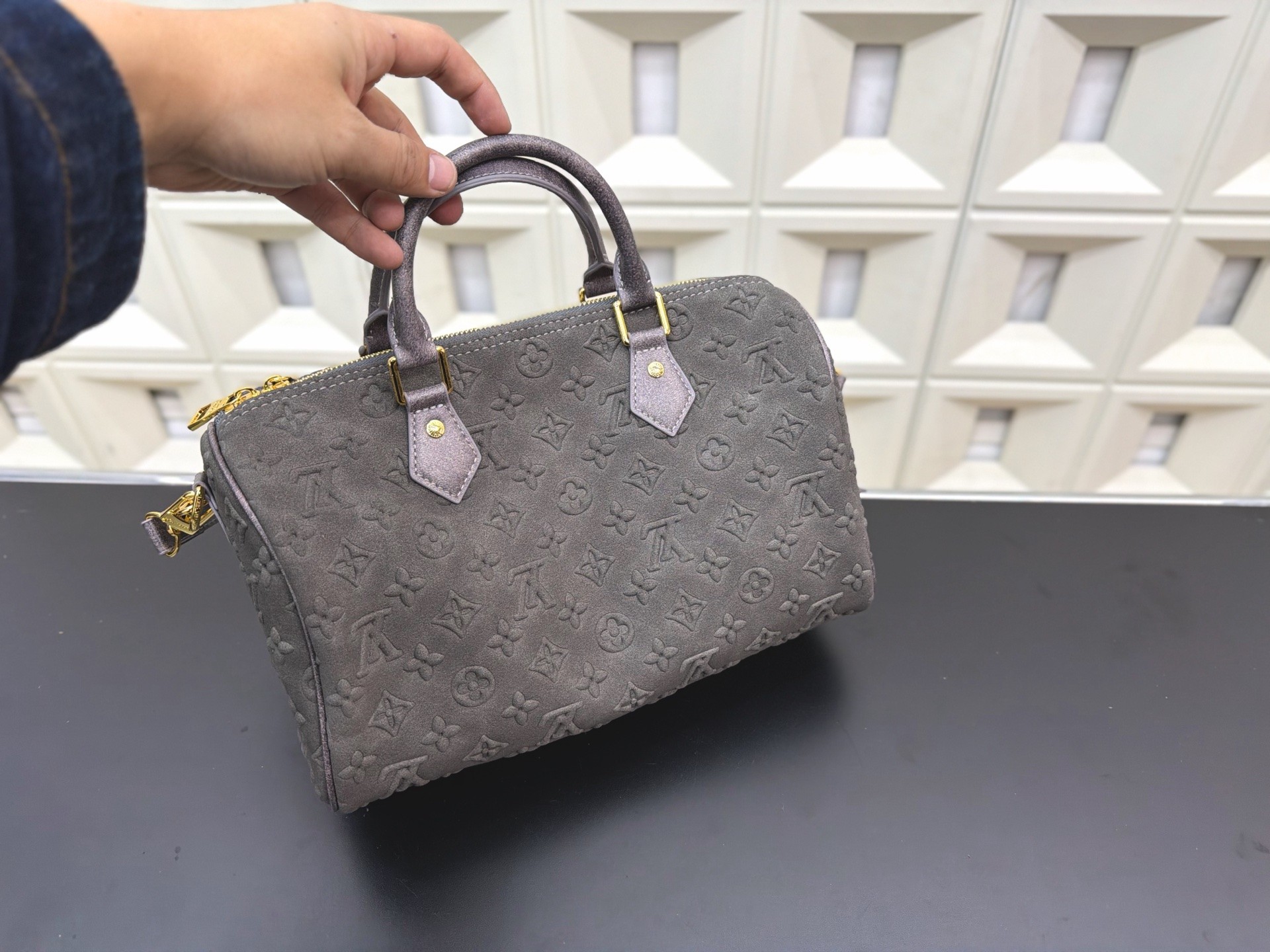 (Louis Vuitton) Speedy P9 Bandoulière 40 Handbag
