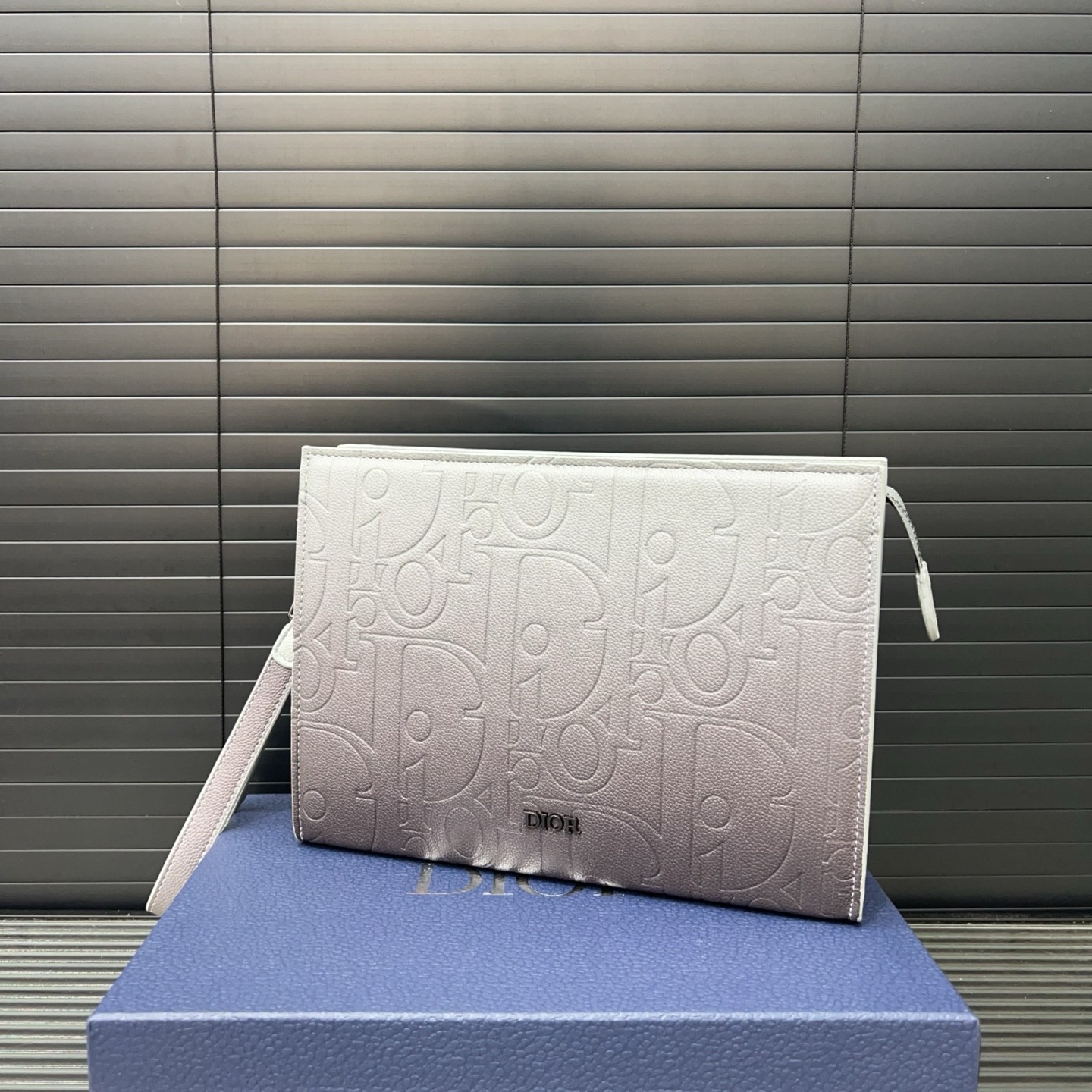 Pochette triangulaire Dior A5