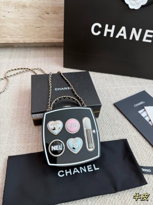 Chanel Makeup Palette Box-Shaped Clutch