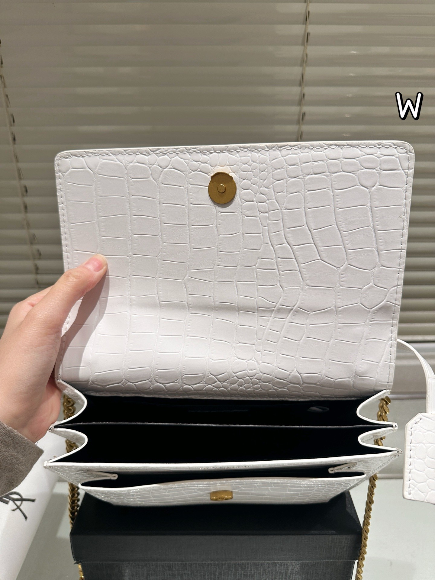 Sac moyen en cuir gaufré crocodile Saint Laurent Sunset