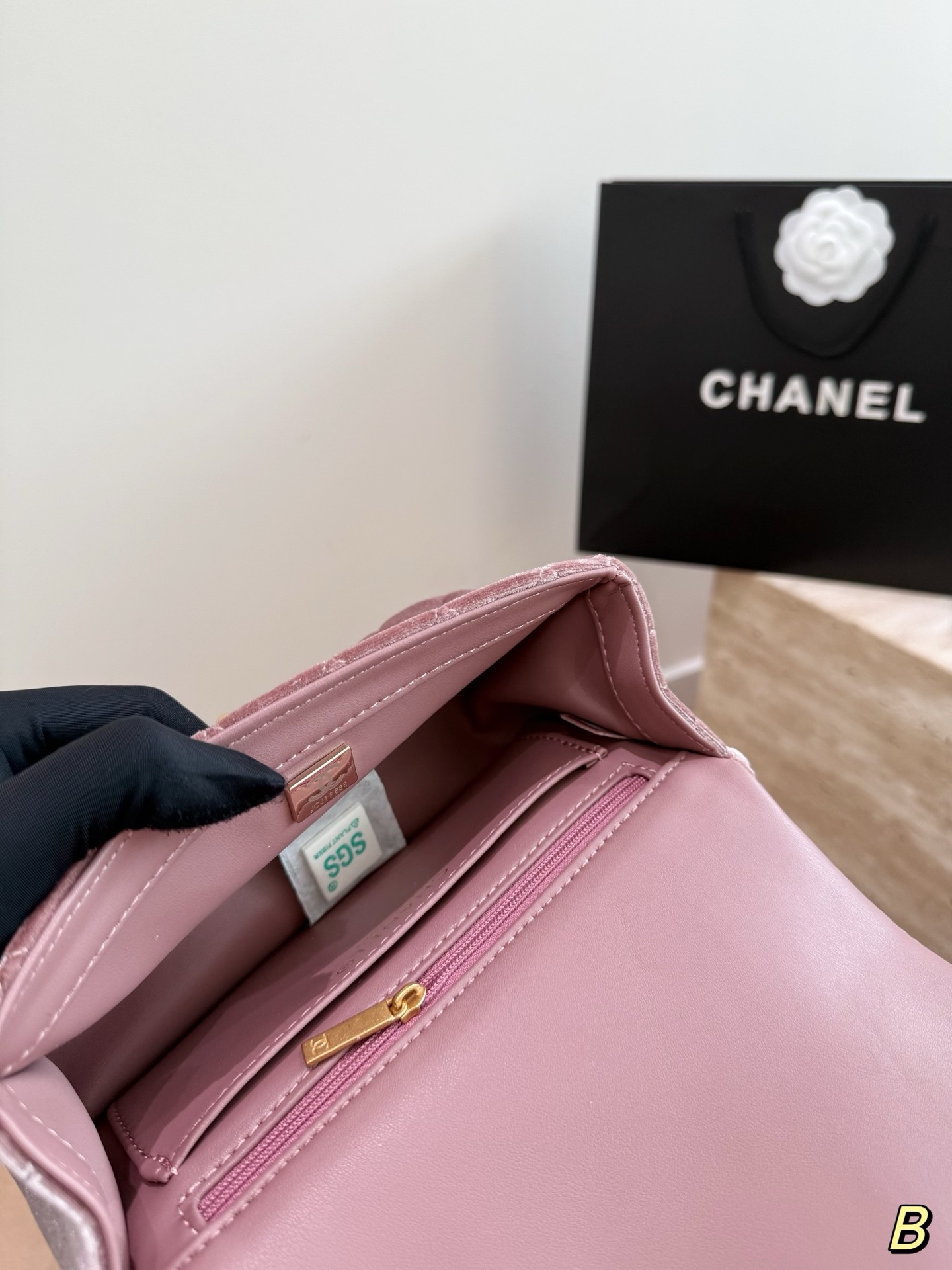(Chanel) Velvet Mini Clutch Bag