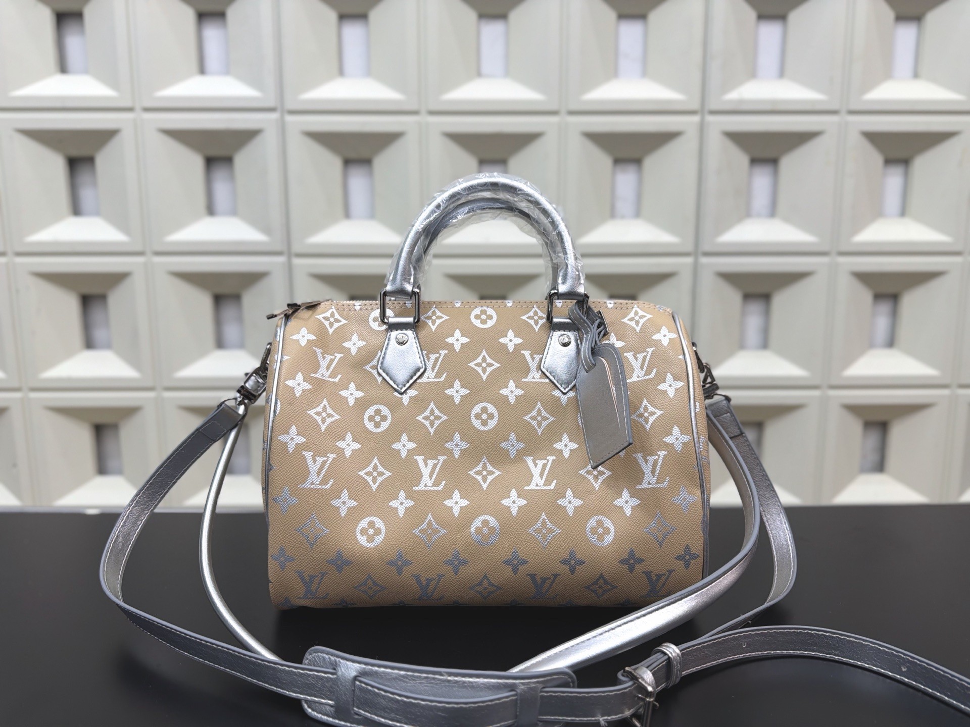 （Louis Vuitton）的 Speedy P9 Bandoulière 40