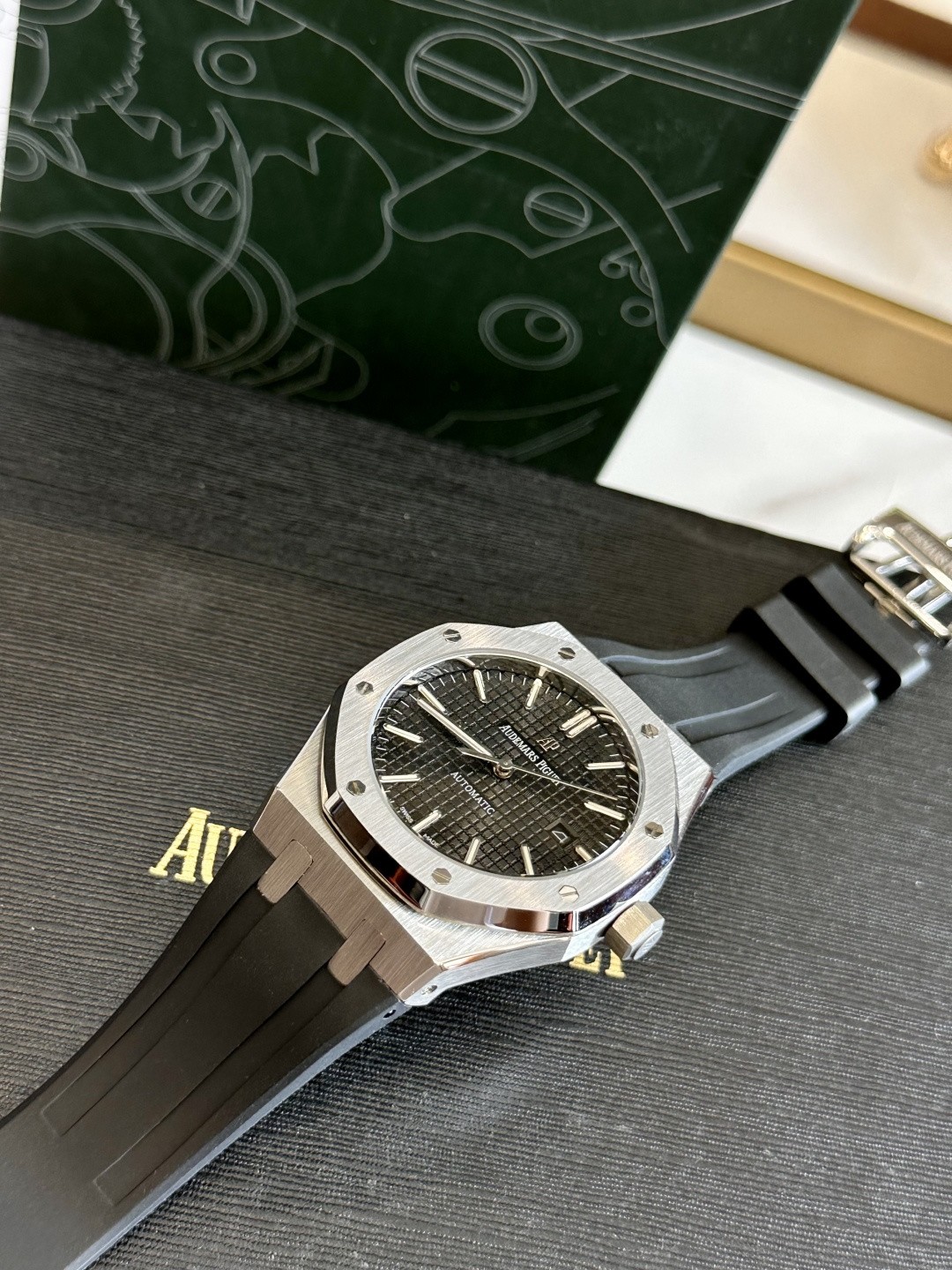 Audemars Piguet Royal Oak series automatic winding wristwatch.