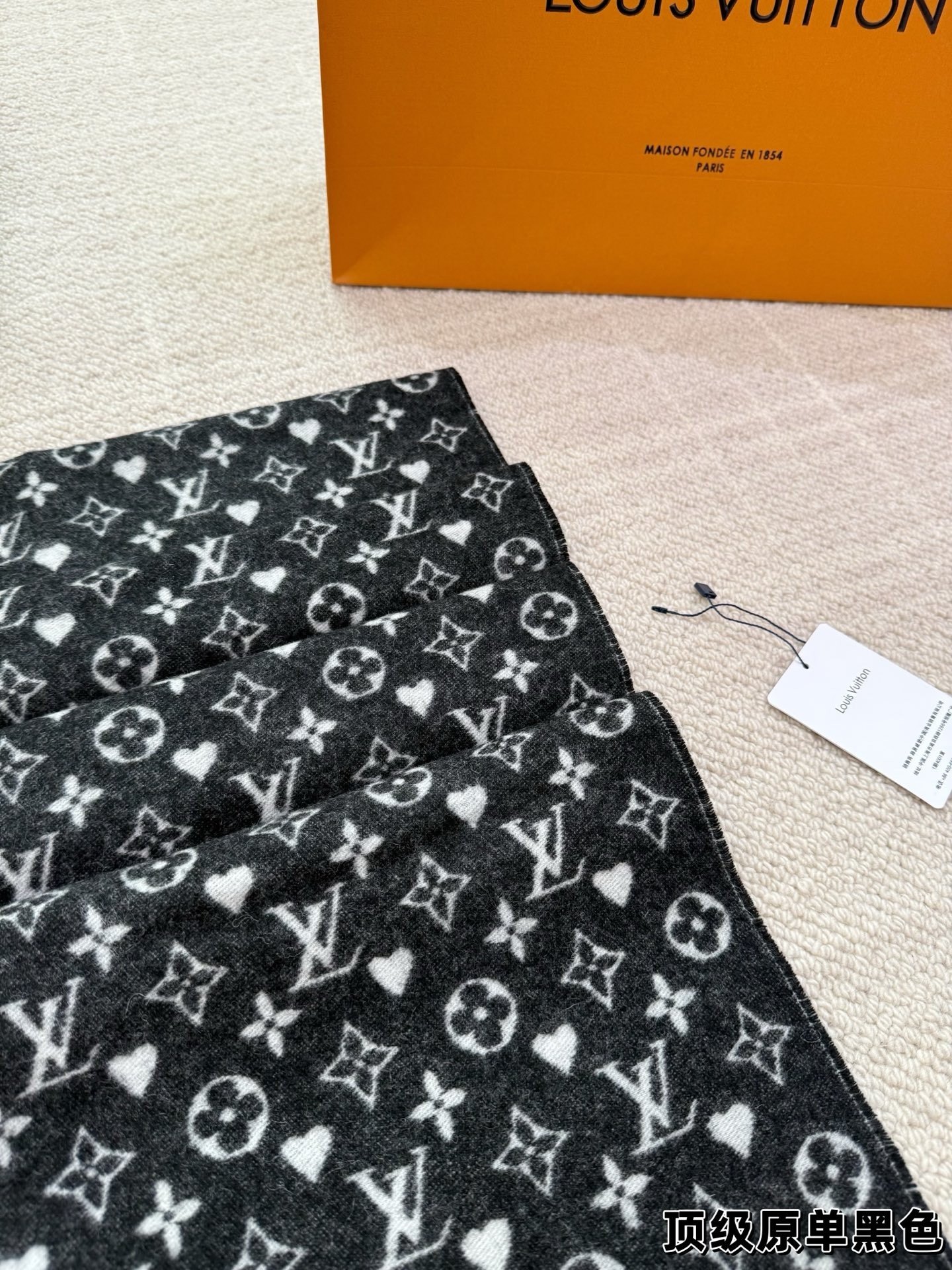 （Louis Vuitton）Game On