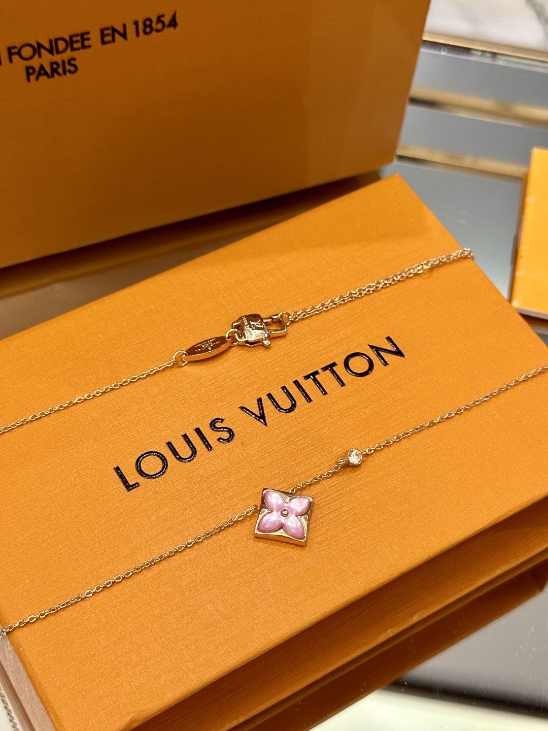 Louis Vuitton Color Blossom BB Star