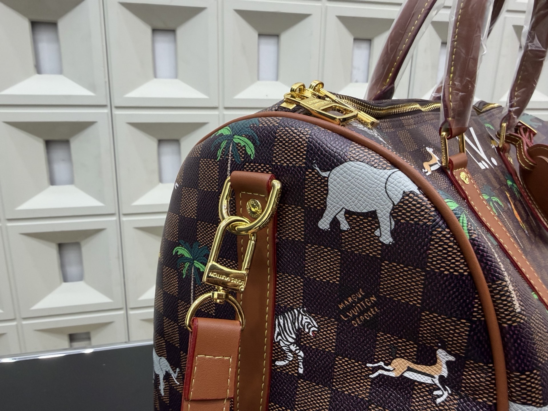 （Louis Vuitton）Keepall Bandoulière 50