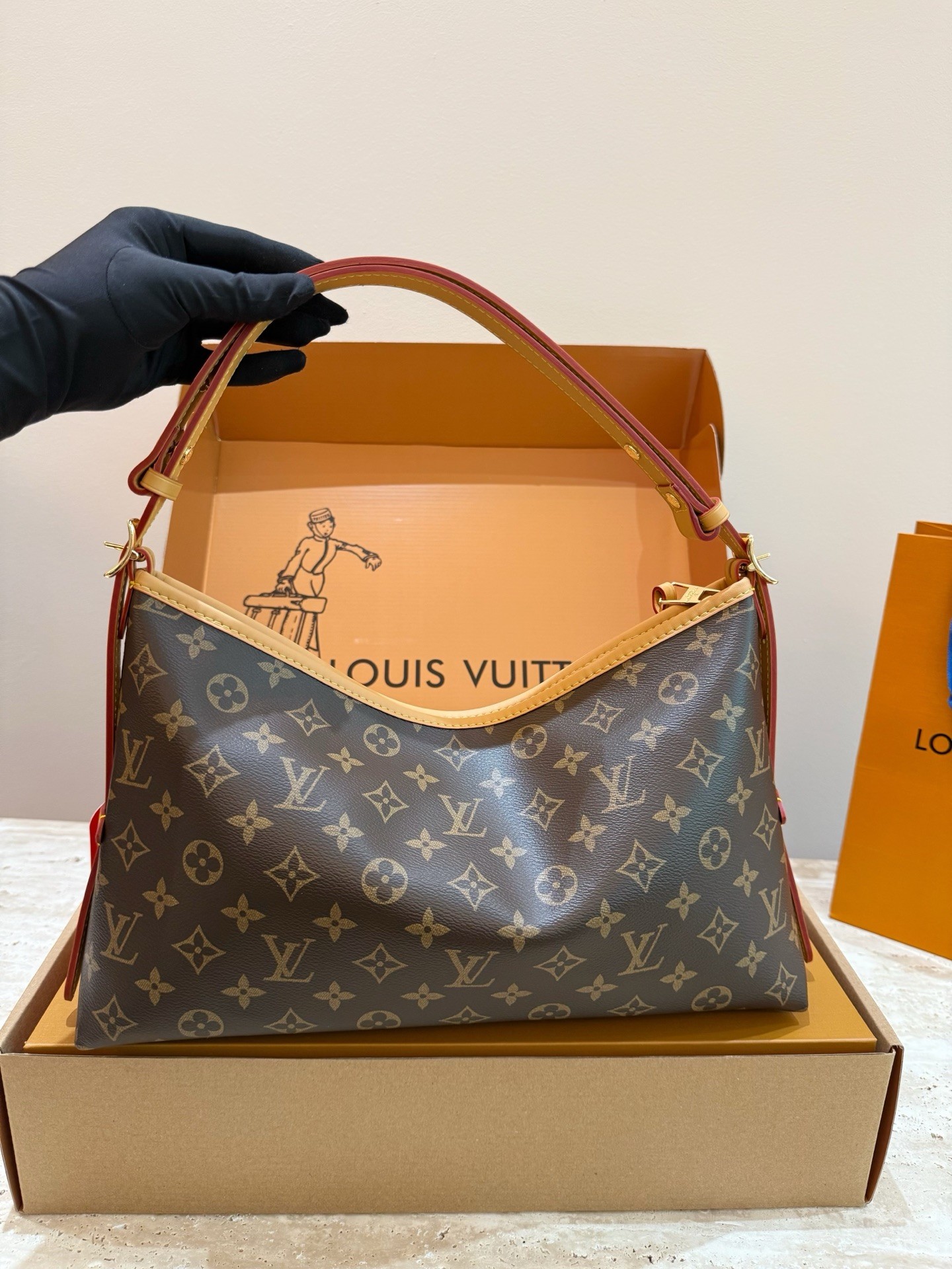 （Louis Vuitton） CarryAll East West