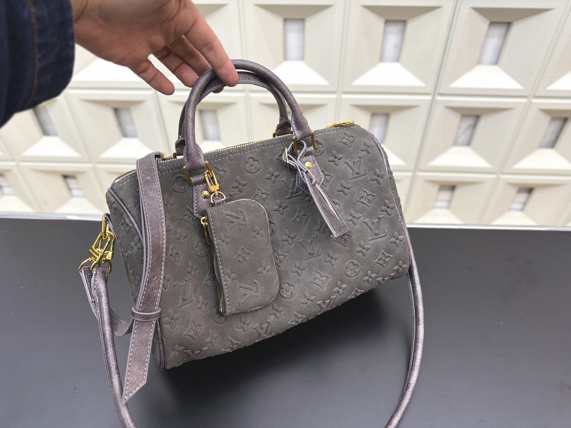 (Louis Vuitton) Speedy P9 Bandoulière 40 Handbag