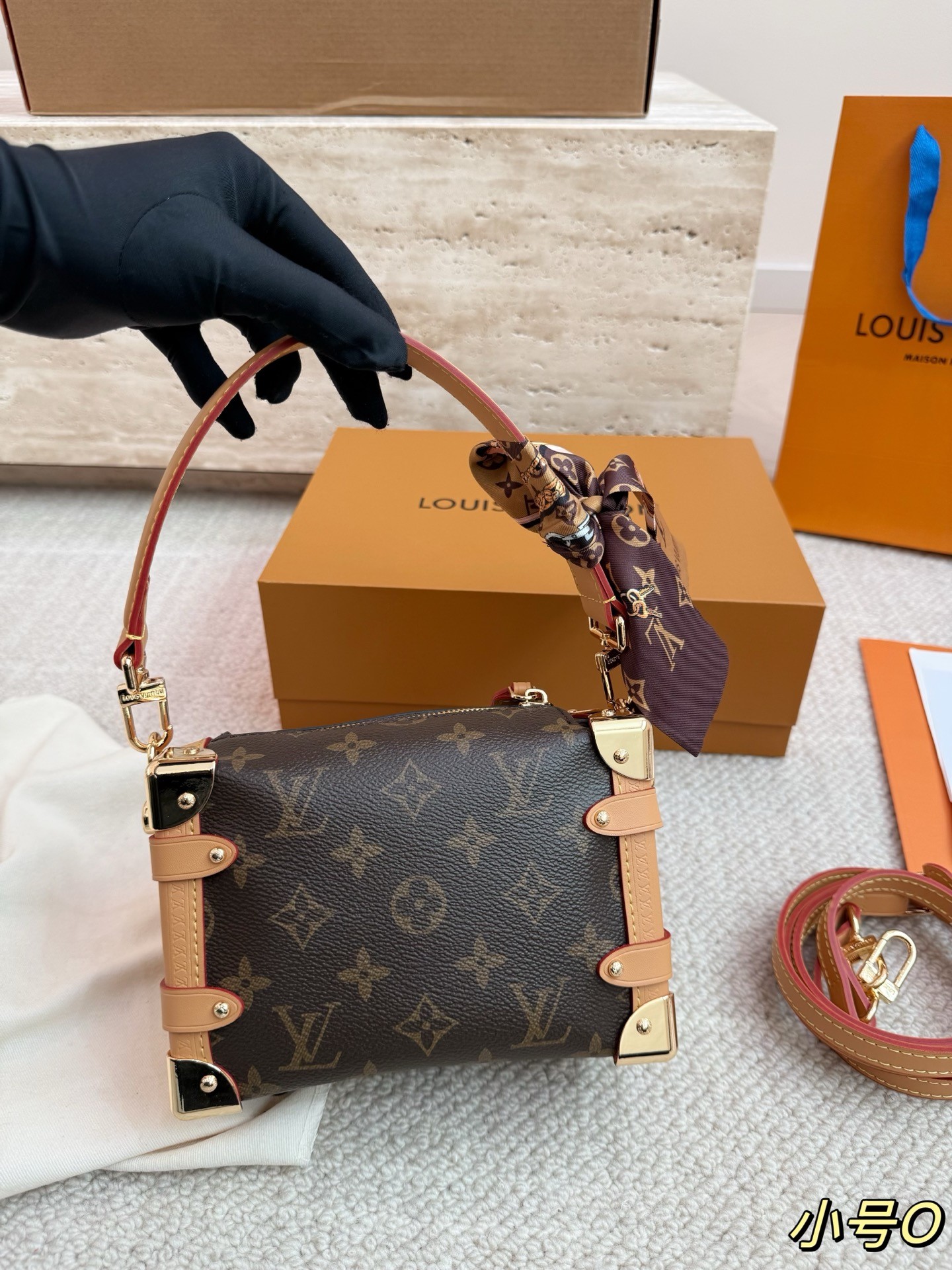 （Louis Vuitton） Side Trunk PM