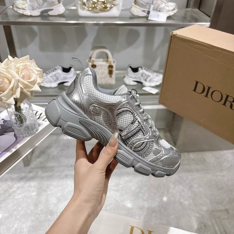 (Dior) Chrono Sneakers