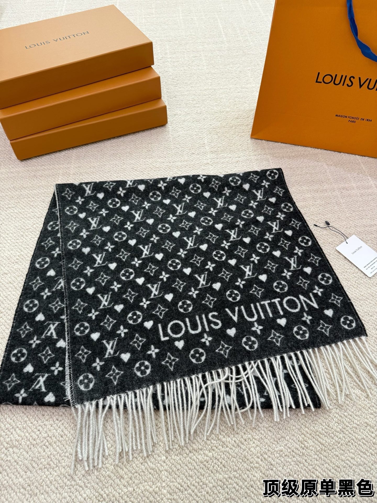 （Louis Vuitton）Game On