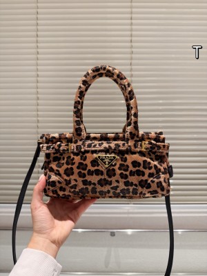 (Prada) Bonnie Mini Printed Leather Tote Bag