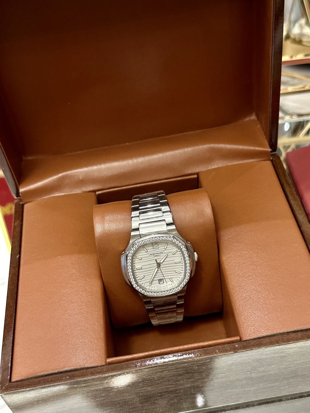 Patek Philippe Nautilus Ladies Automatic Watch