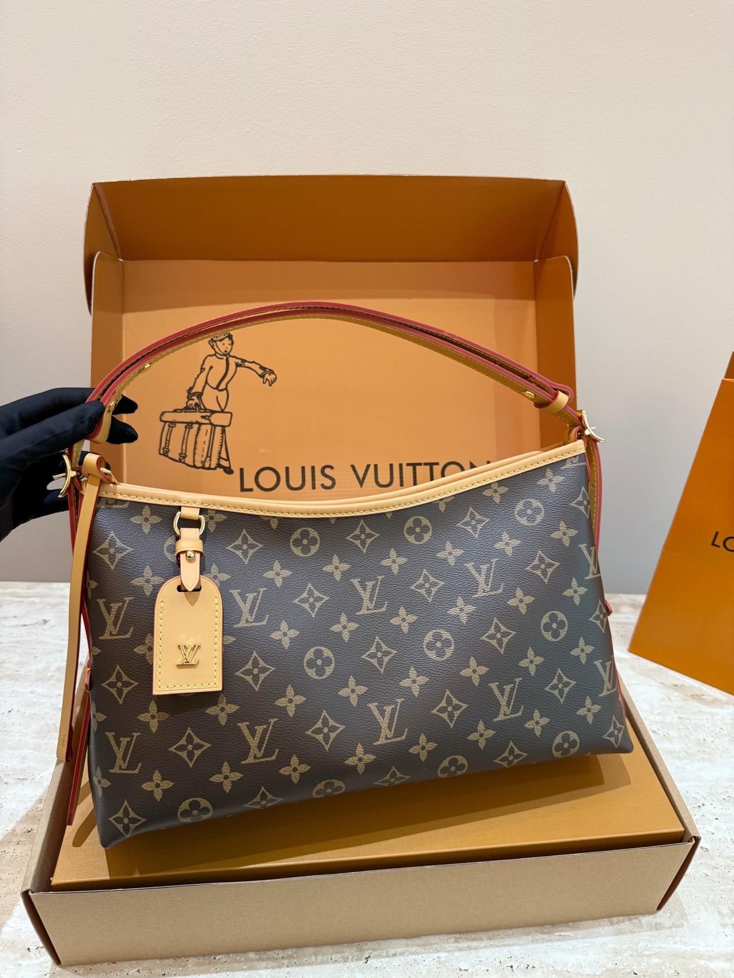 （Louis Vuitton） CarryAll East West