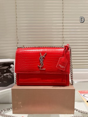 Sac Sunset moyen en crocodile embossé Saint Laurent.