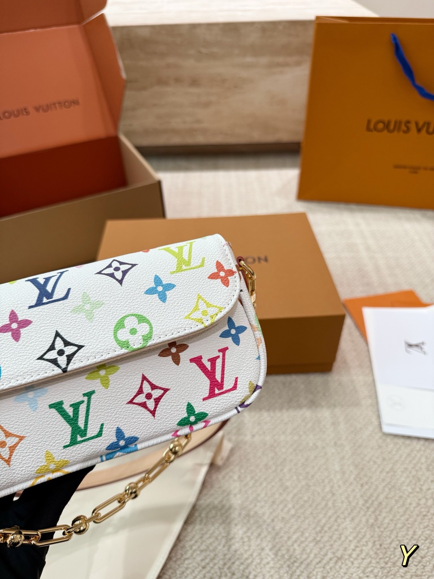 （Louis Vuitton）LV x TM Wallet On Chain Ivy