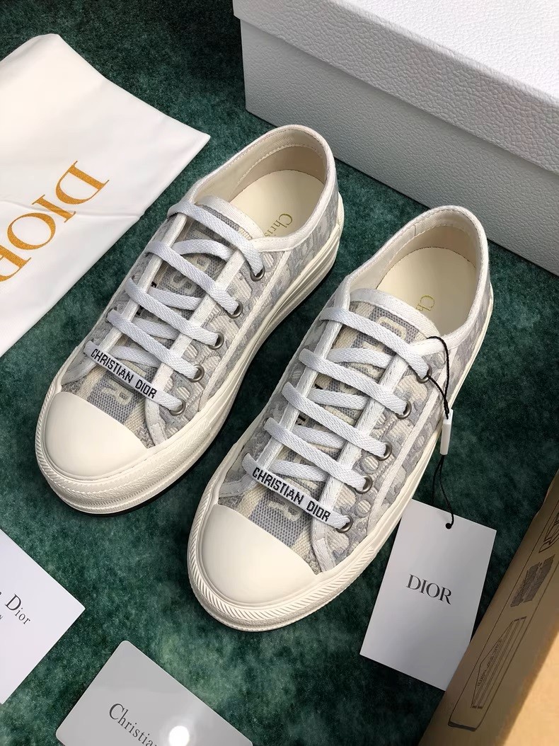 Dior Walk'n'Dior Sneakers