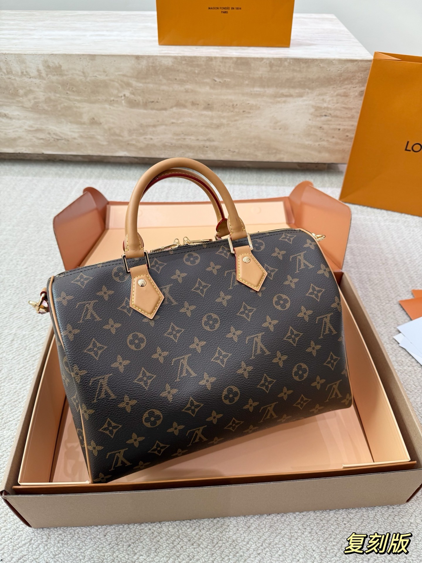 Louis Vuitton Speedy