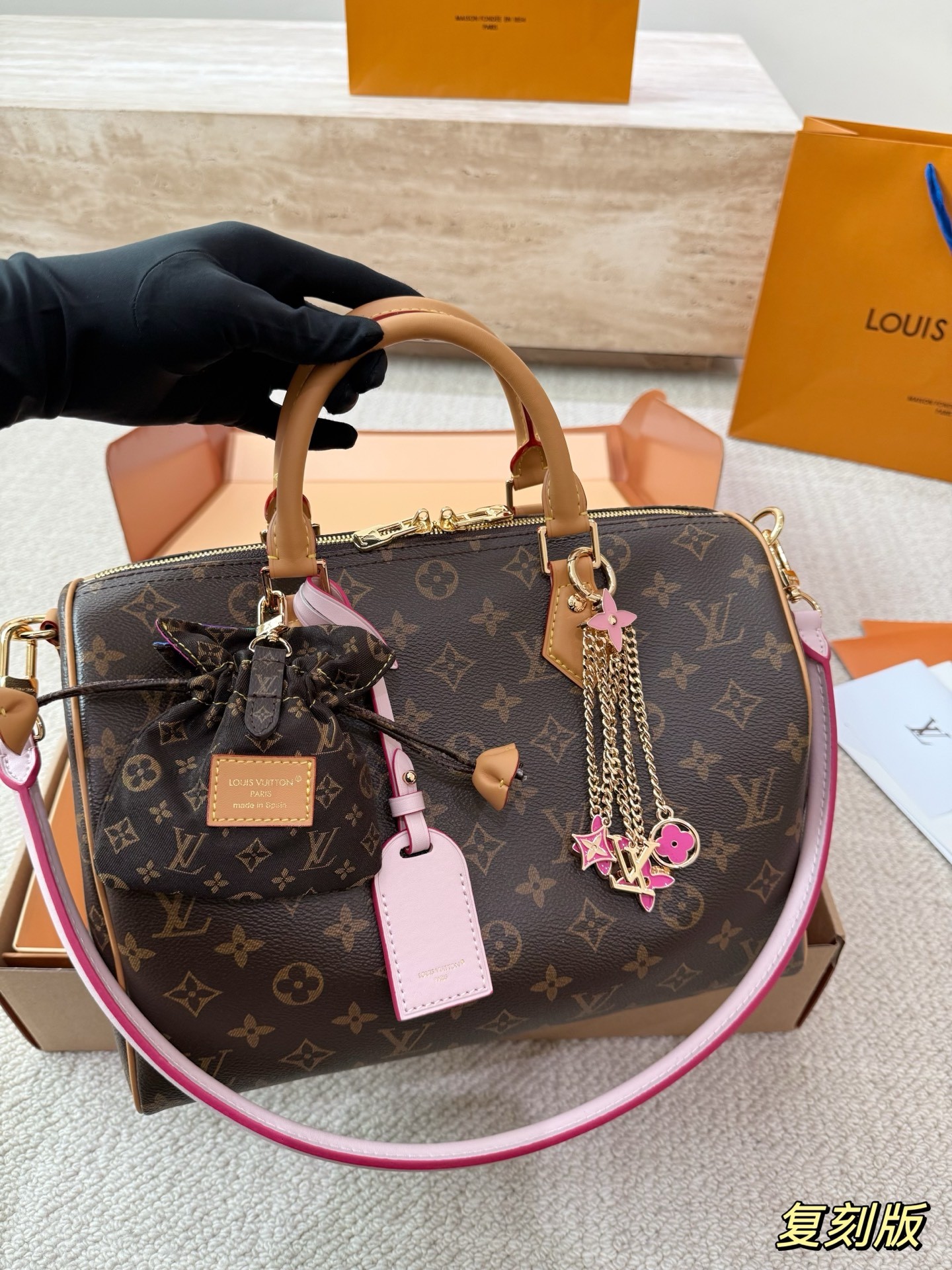 Louis Vuitton Speedy