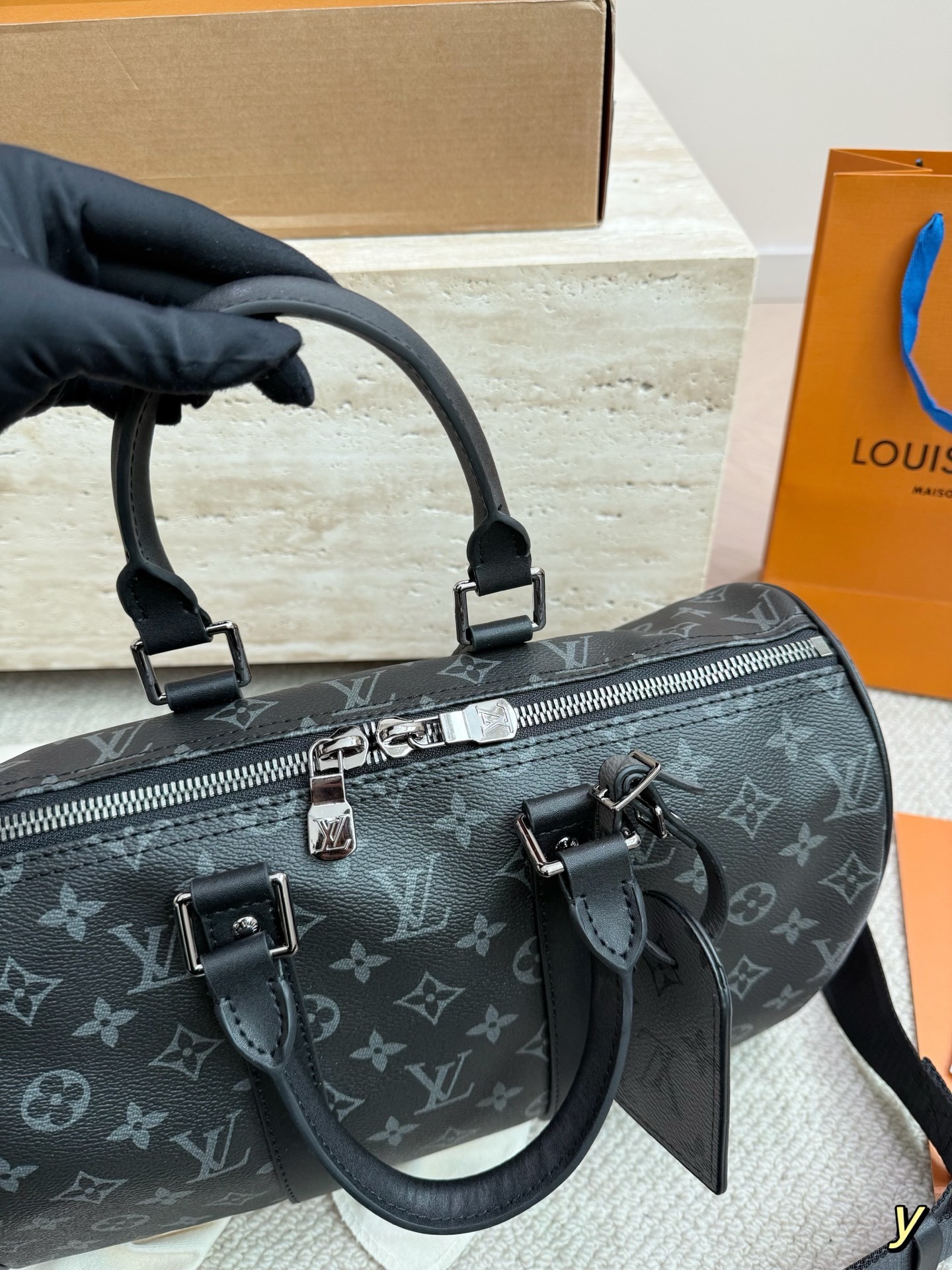 （Louis Vuitton） Keepall Bandoulière 35 Monogram Eclipse
