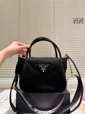 (Prada) Handbag