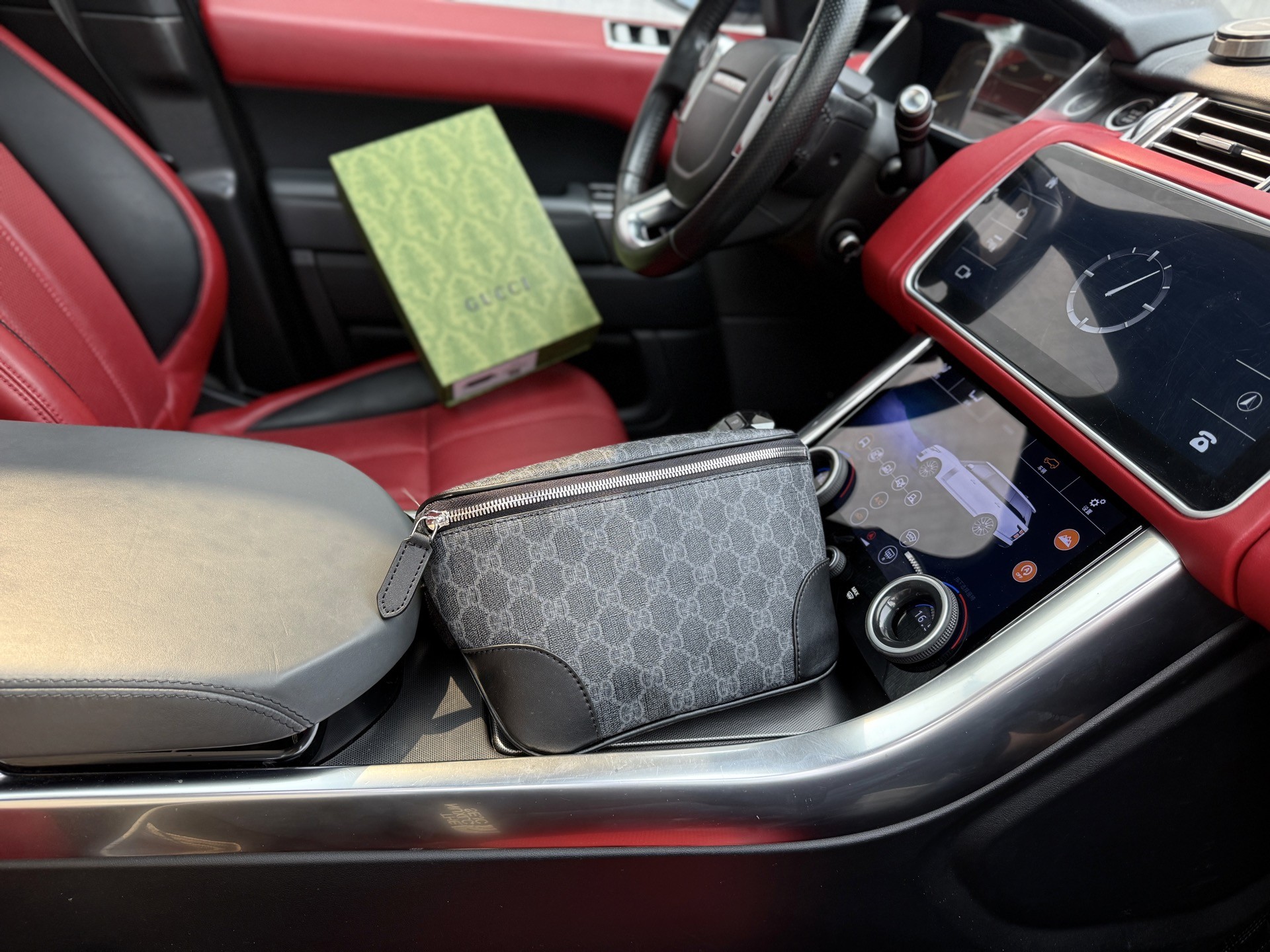 Gucci Ophidia GG Small Waist Bag