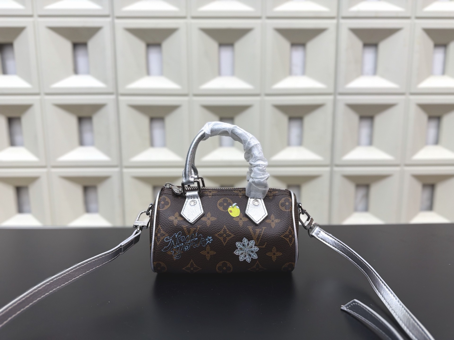 （Louis Vuitton）Nano Speedy
