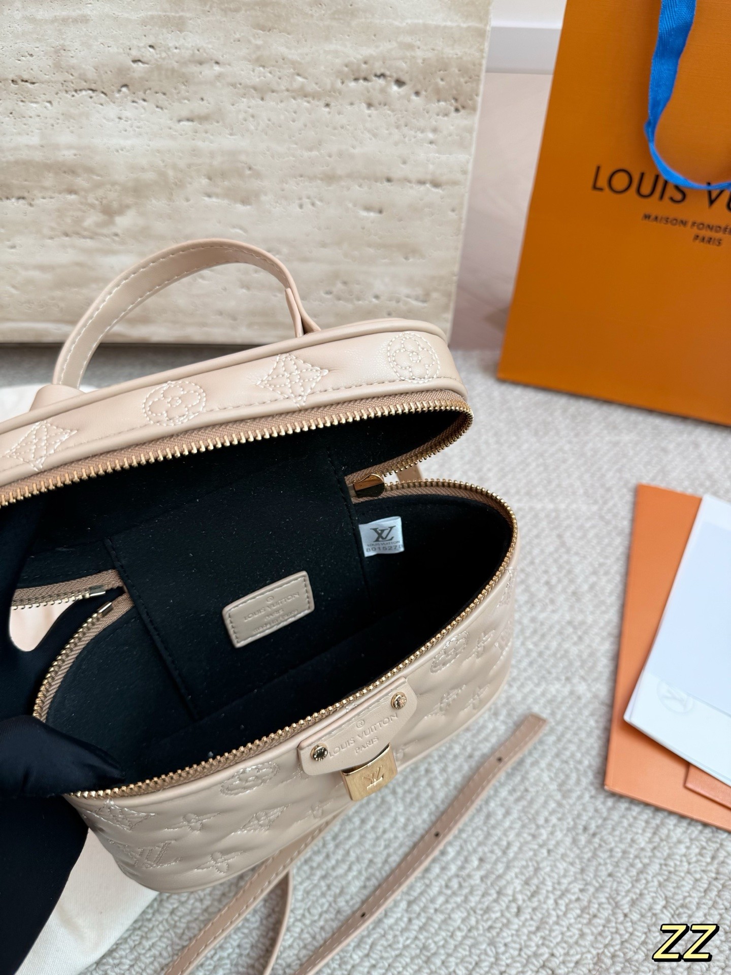 Louis Vuitton） Vanity PM