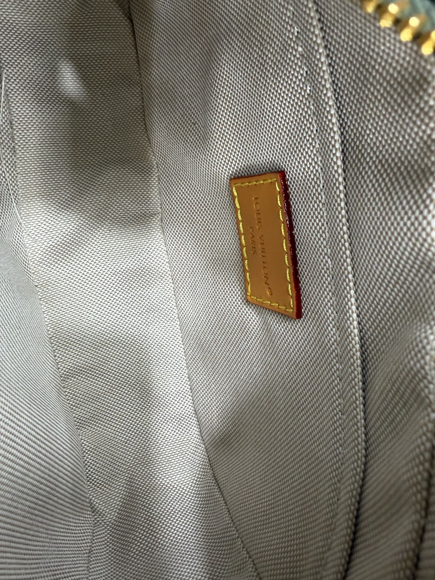 （Louis Vuitton）Trocadéro Wearable Wallet