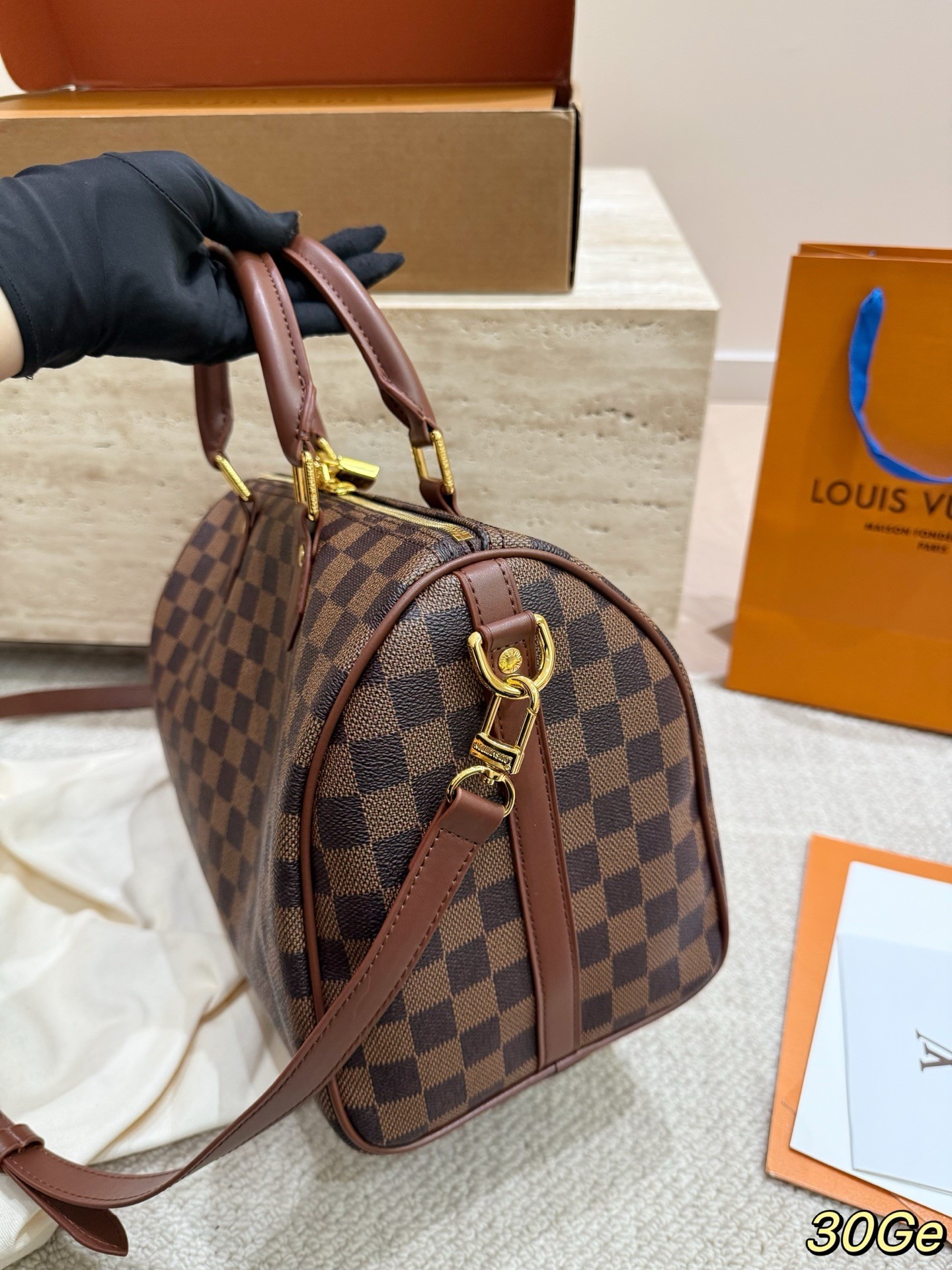 （Louis Vuitton） Speedy Bandoulière 25
