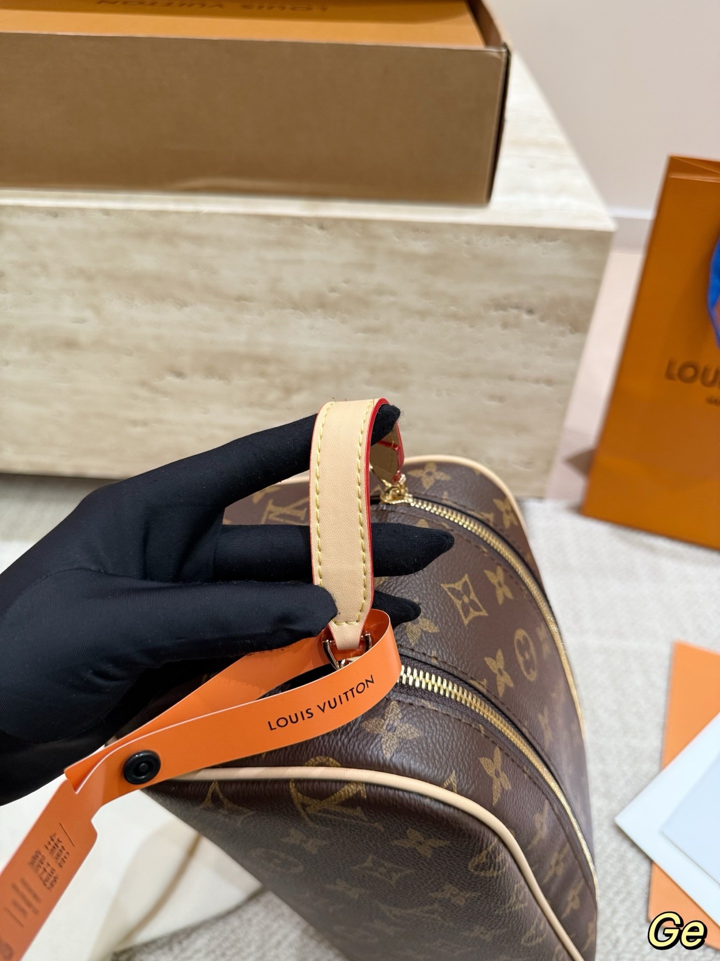 （Louis Vuitton） Dopp Kit