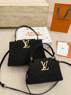 （Louis Vuitton）Capucines