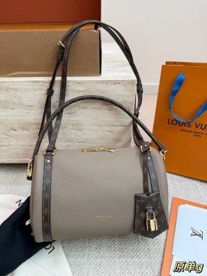 (Louis Vuitton) Express PM