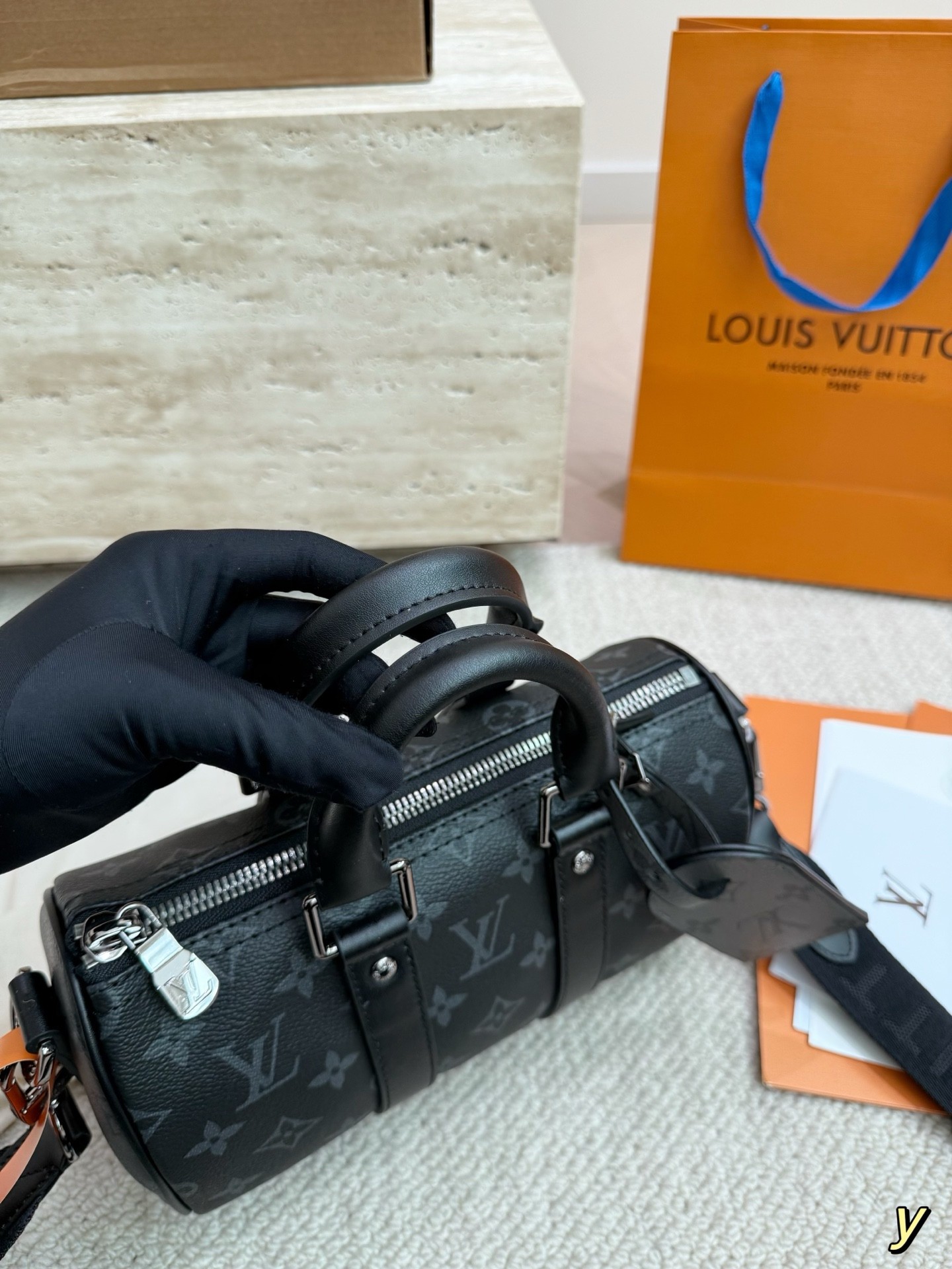 （Louis Vuitton）Keepall Bandoulière 25