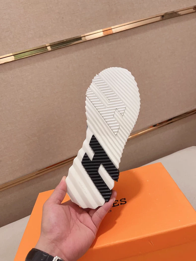 Hermès' Bouncing sneaker collection