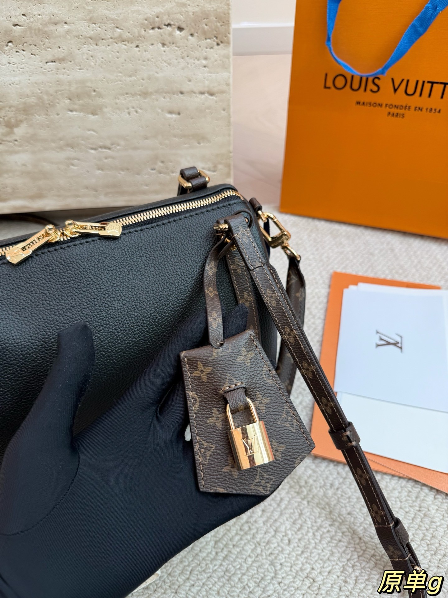 （Louis Vuitton） Express PM