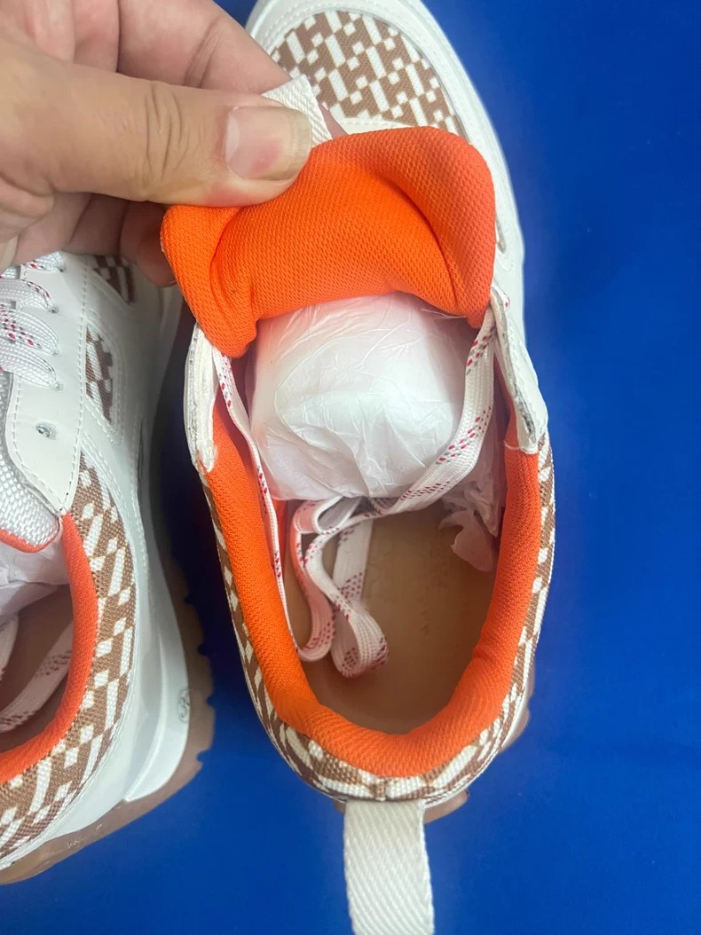 (Hermès) Boomerang Series Sneakers