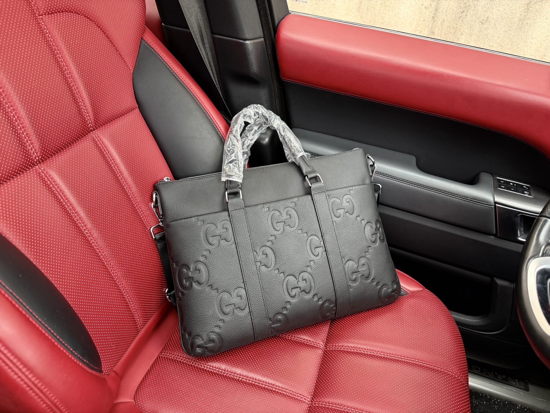 (Gucci) GG Embossed Briefcase