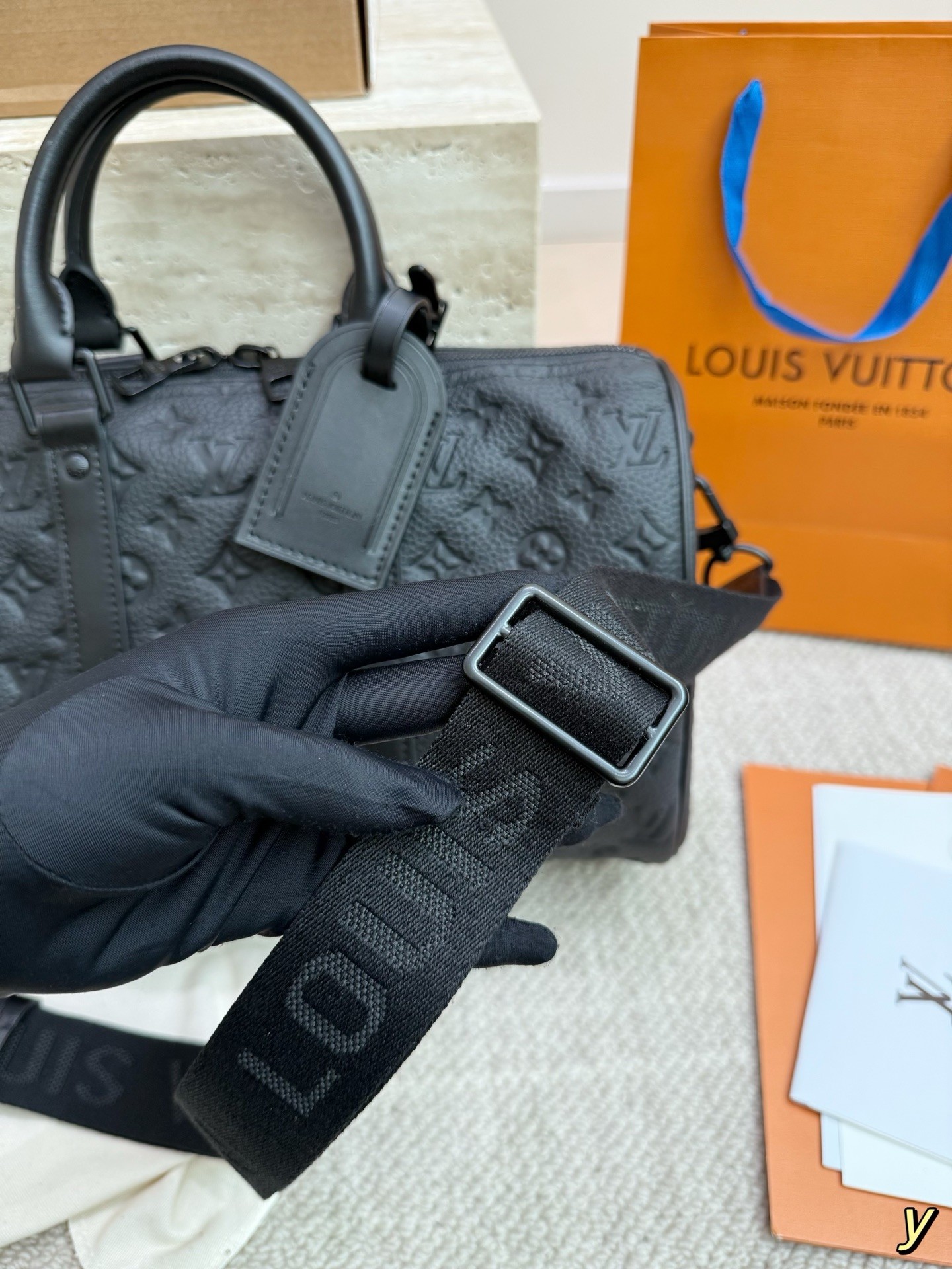 （Louis Vuitton）Keepall Bandoulière 35
