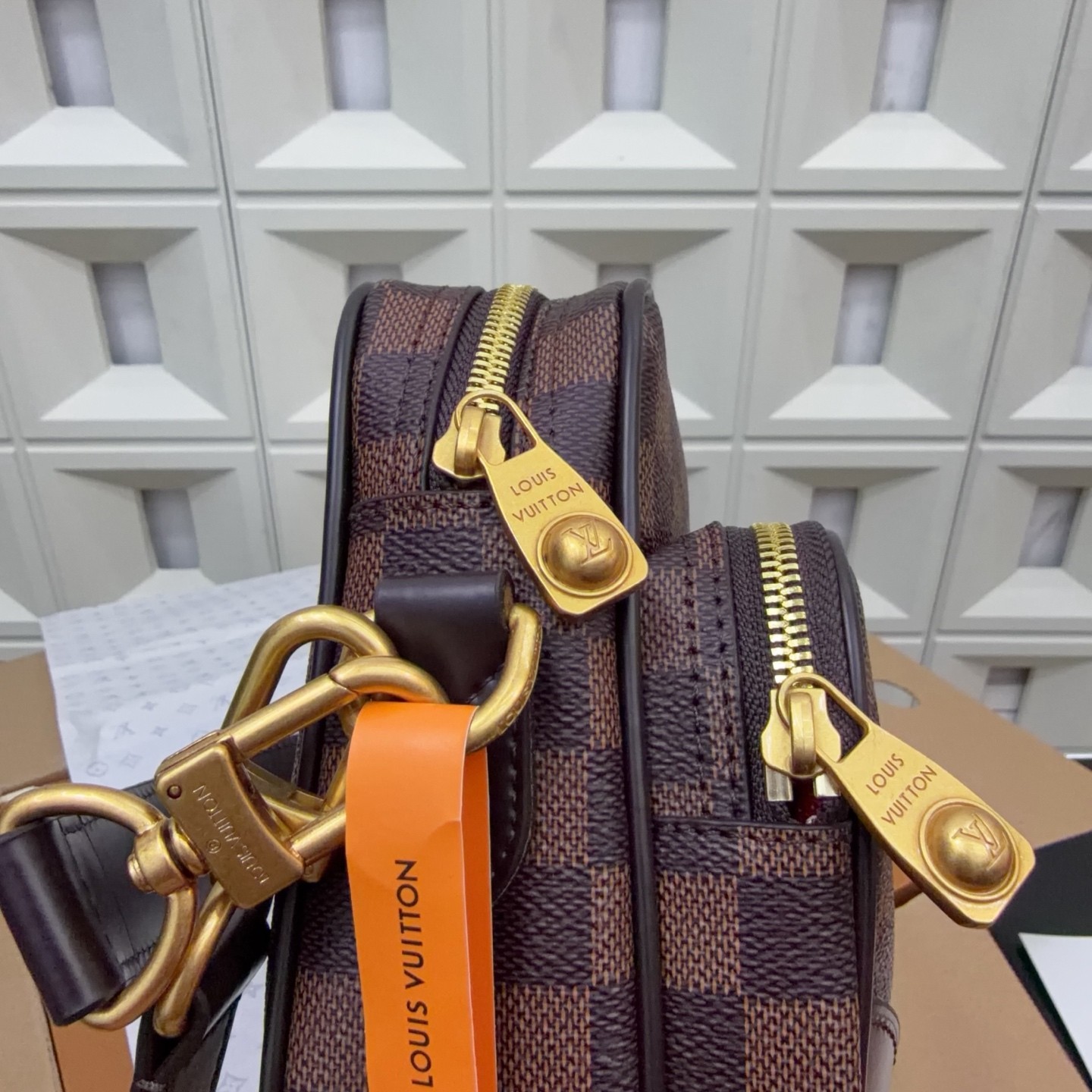 （Louis Vuitton） Damier Phriendship