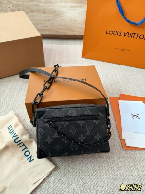 （Louis Vuitton） Mini Soft Trunk