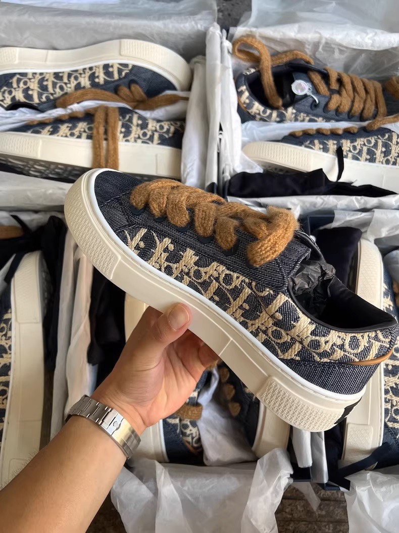 Dior B33 Spin Low-Top Sneakers.