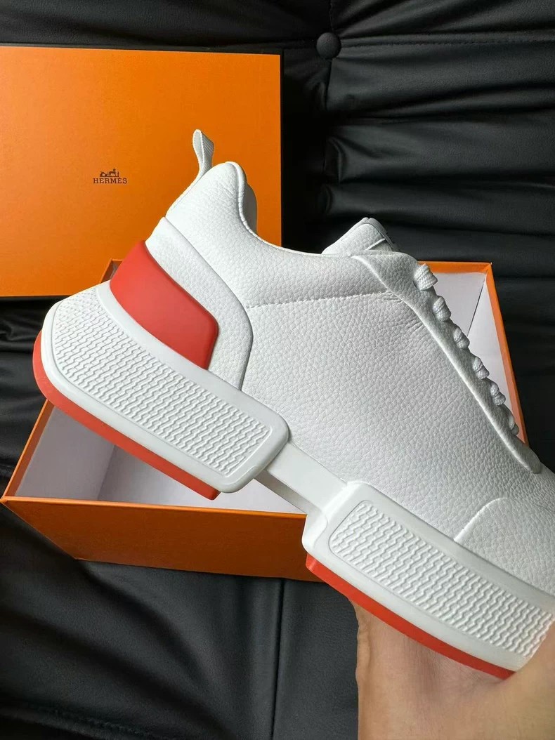 (Hermès) Bouncing sneakers