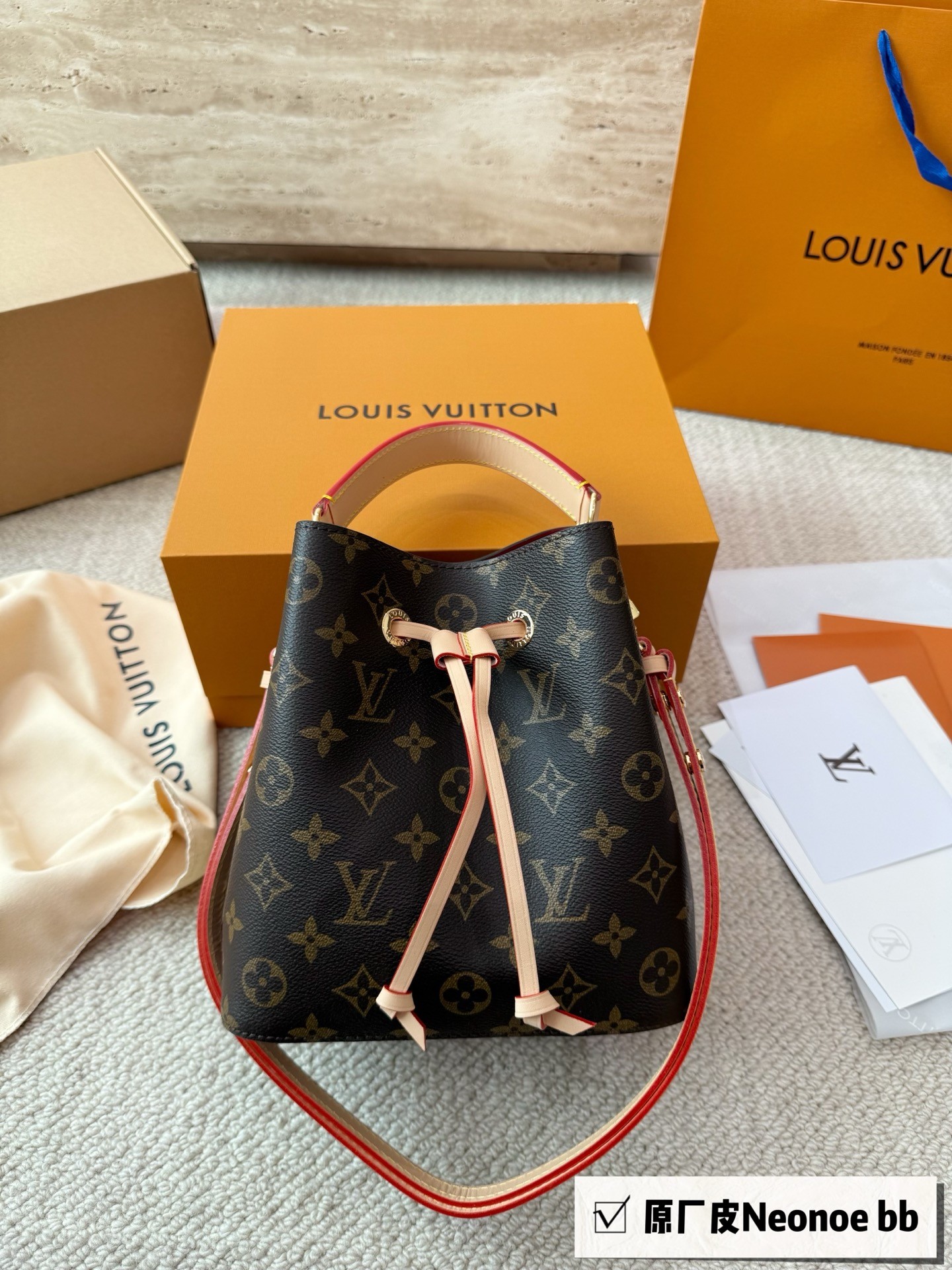 （Louis Vuitton） NéoNoé BB