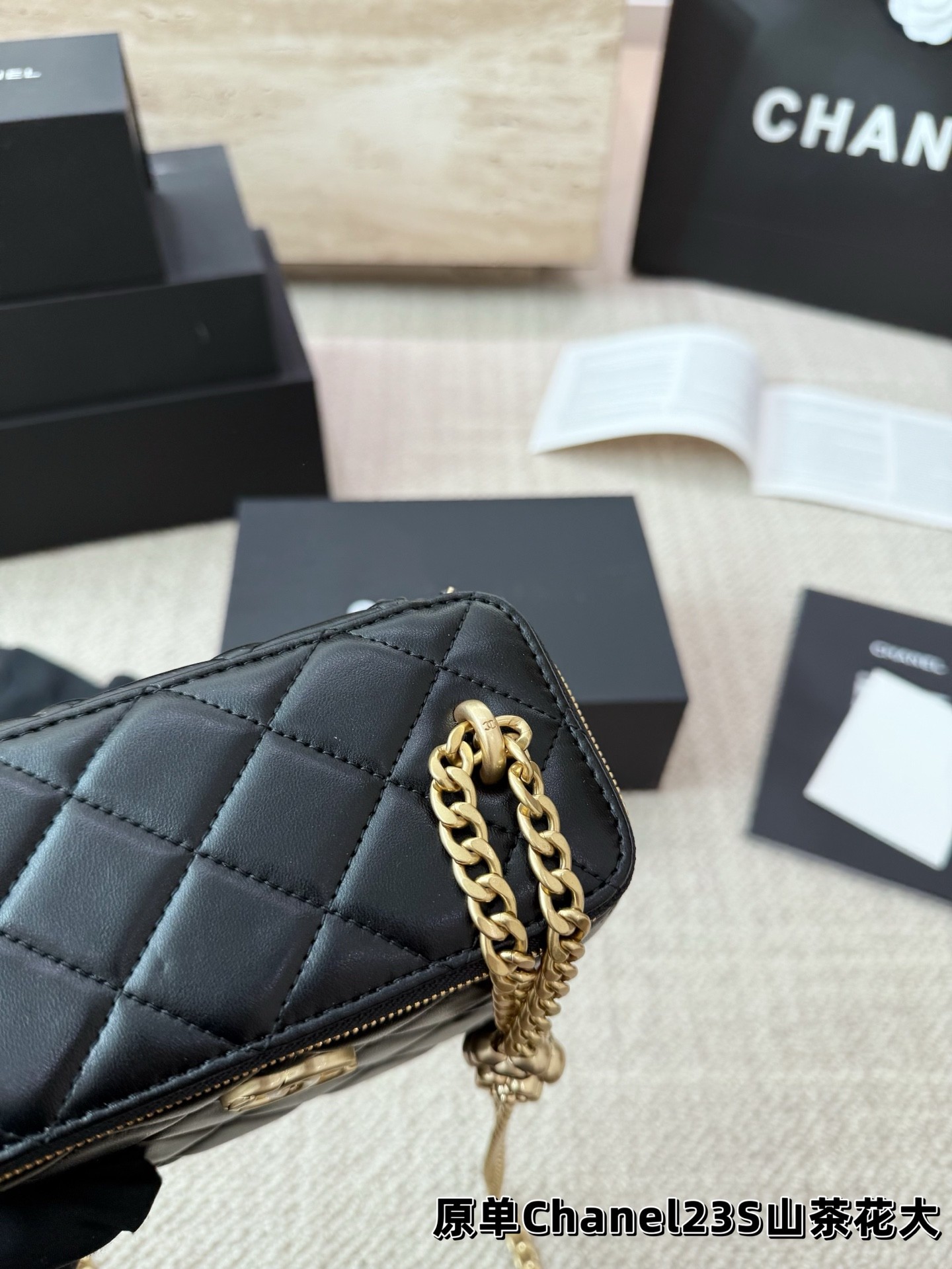 （Chanel）23S Camellia Crush Vanity Case