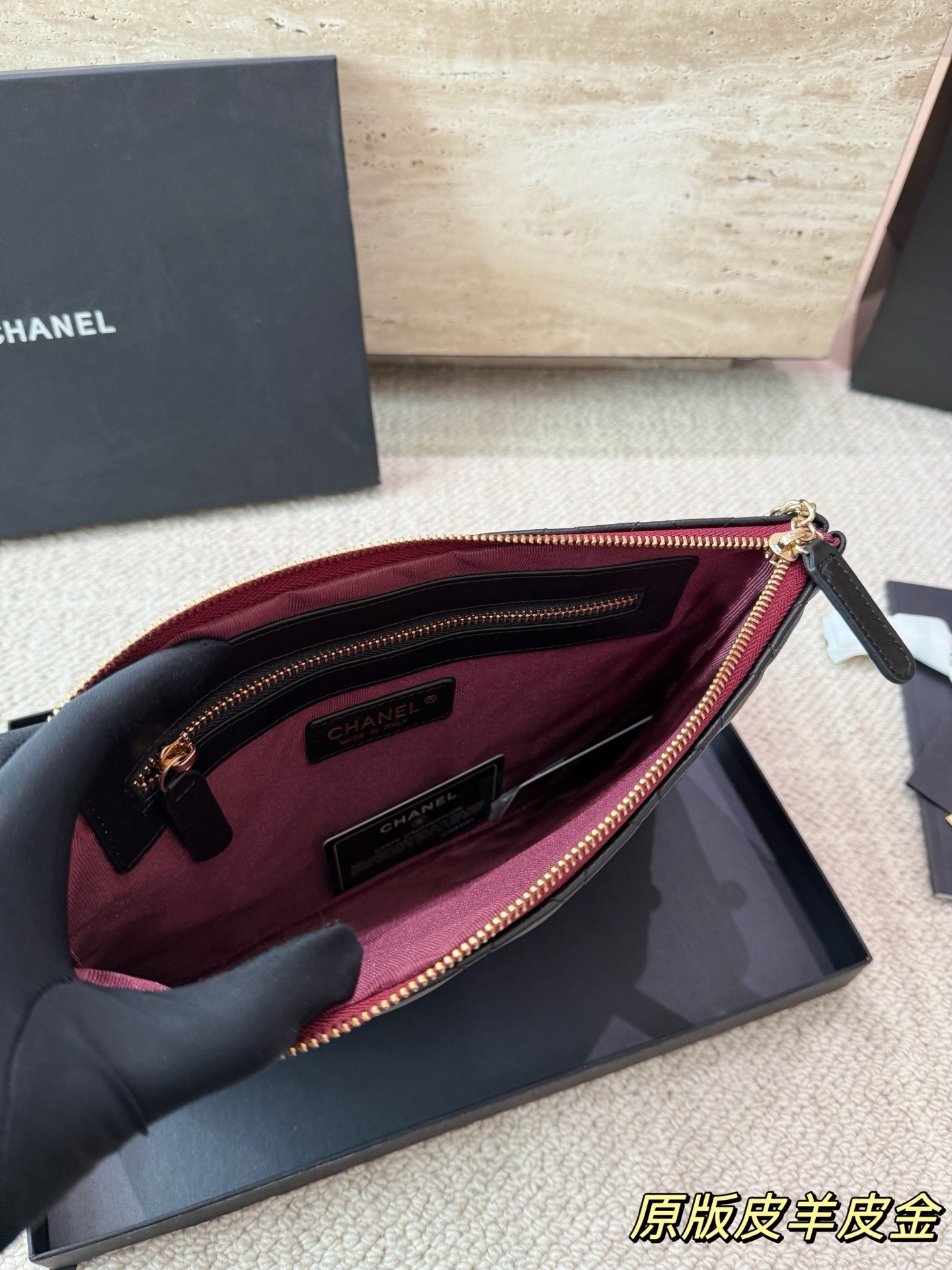 （Chanel）Classic Clutch