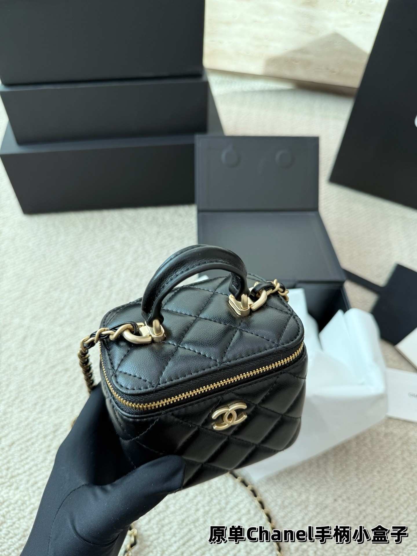 （Chanel）Mini Top Handle Vanity Case